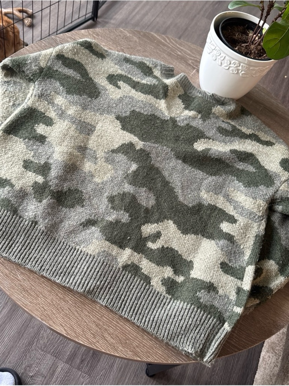 Lucky Brand Olive and Beige Camo V-Neck Button Cardigan - Picture 2 of 4
